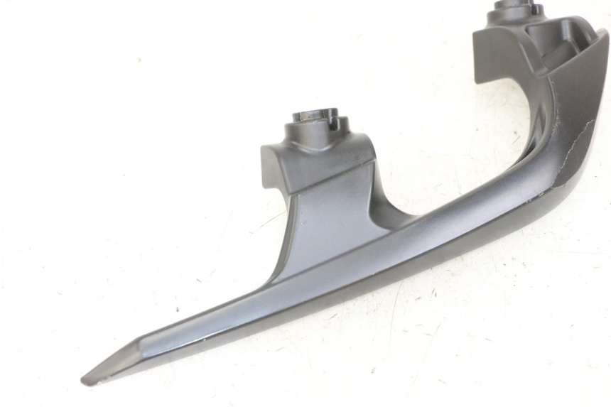 photo de MANETA TRASERA IZQUIERDA YAMAHA X-MAX XMAX 125 (2010 - 2013) - Otra perspectiva