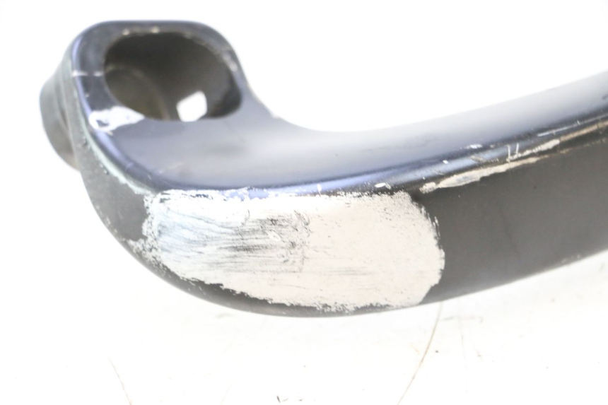 photo de ASIDERO IZQUIERDA YAMAHA XP T-MAX ABS 500 (2005 - 2005) - Otra perspectiva