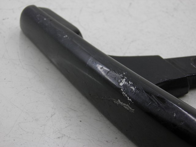 photo de ASIDERO IZQUIERDA YAMAHA XMAX X-MAX 125 (2006 - 2009) - Otra perspectiva