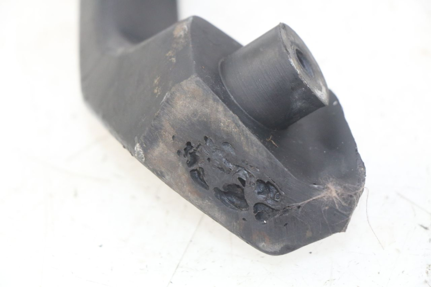 photo de MANIJA TRASERA SUZUKI GSX-F GSX  F 1100 (1988 - 1994) - Detalle de la pieza
