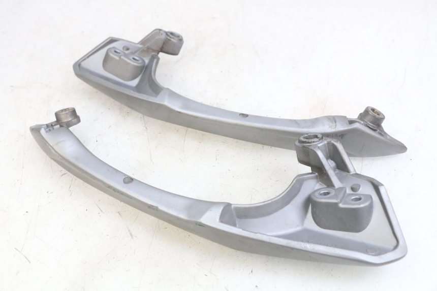 photo de MANETA TRASERA SYM GTS EFI 125 (2012 - 2016) - Primer plano técnico