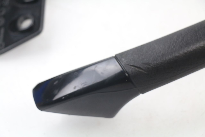 photo de MANILLAR TRASERO PIAGGIO MP3 LT 400 (2007 - 2012) - Otra perspectiva