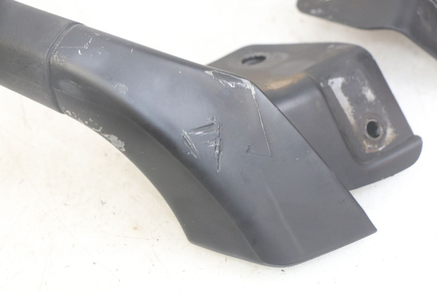 photo de MANILLAR TRASERO PIAGGIO MP3 LT 400 (2007 - 2012) - Recambio usado revisado