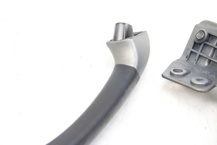 photo de MANILLAR TRASERO PIAGGIO MP3 125 (2006 - 2014) - Zoom estado de uso