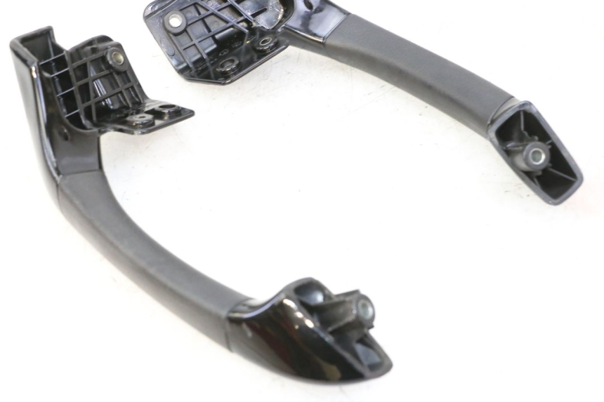 photo de ASIDERO PIAGGIO MP3 500 (2011 - 2015) - Detalle de la pieza