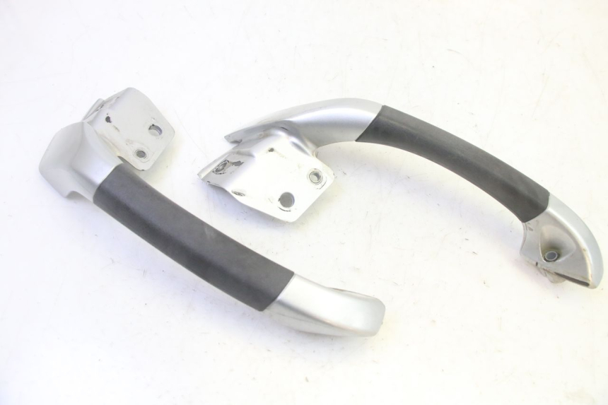 photo de ASIDERO PIAGGIO MP3 RL 250 (2006 - 2010) - Detalle de la pieza