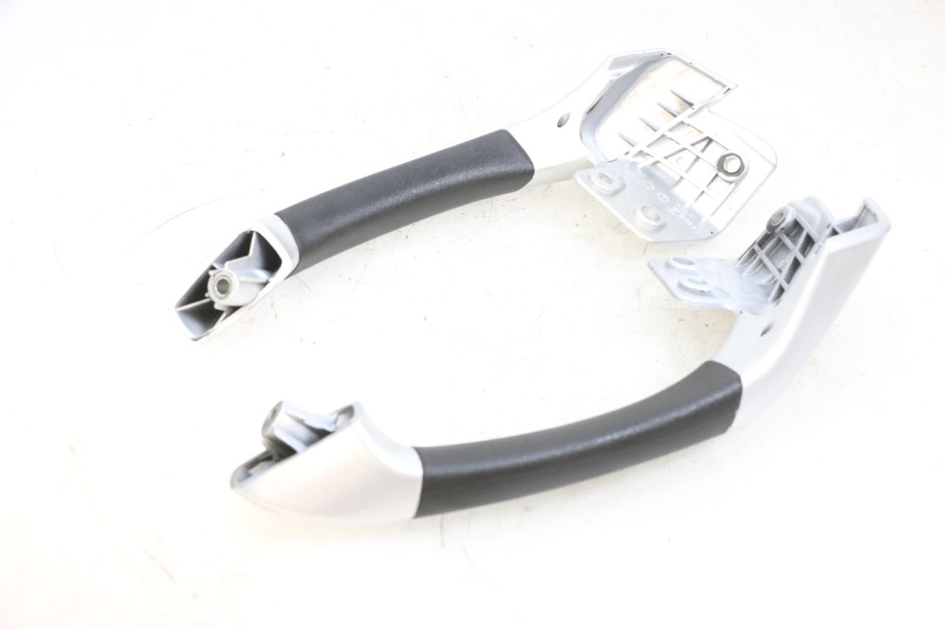 photo de ASIDERO PIAGGIO MP3 RL 250 (2006 - 2010) - Detalle de la pieza