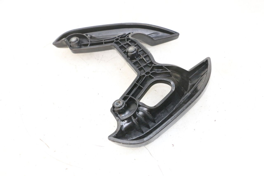 photo de MANETA TRASERA PIAGGIO NEW TYPHOON 50 (2018 - 2021) - Primer plano técnico