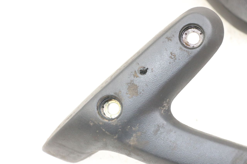 photo de MANIJA TRASERA HONDA NTV DEAUVILLE 650 (1998 - 2001) - Primer plano técnico