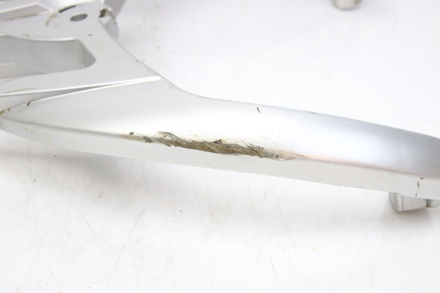 photo de MANILLAR TRASERO KEEWAY OUTLOOK 125 (2007 - 2013) - Primer plano técnico