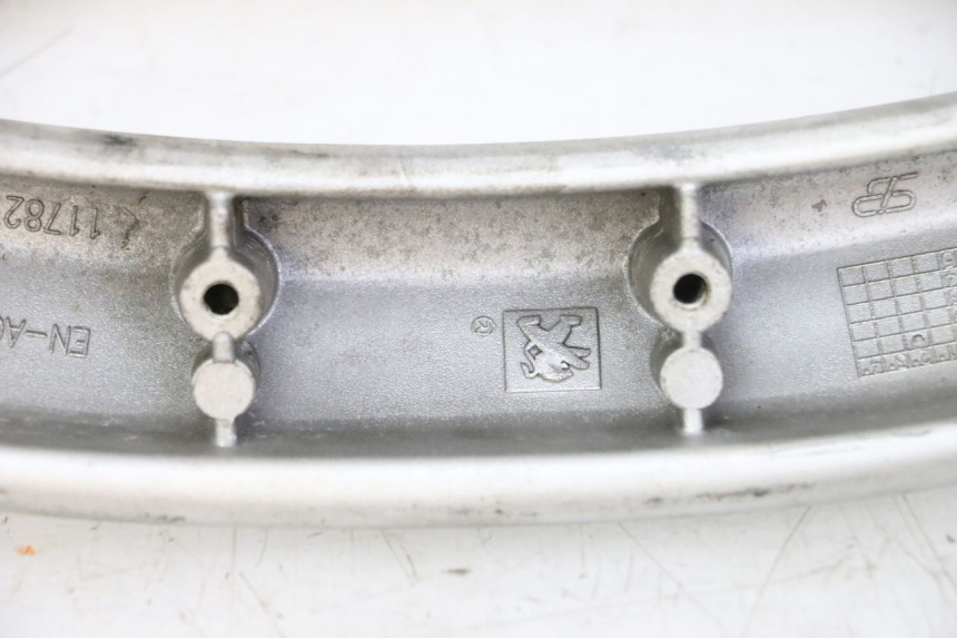 photo de ASIDERO PEUGEOT CITYSTAR 125 (2011 - 2017) - Primer plano técnico