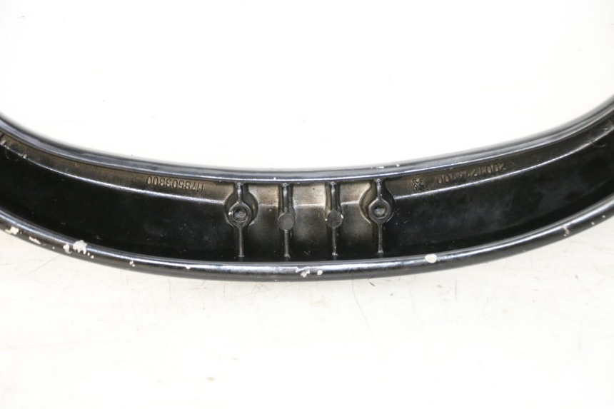 photo de MANILLAR TRASERO PEUGEOT CITYSTAR 50 (2013 - 2017) - Primer plano técnico