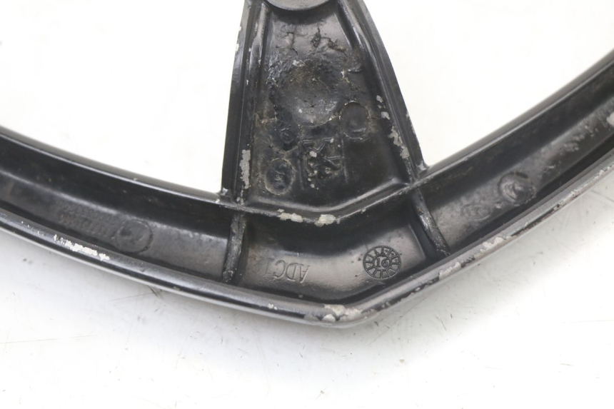 photo de MANILLAR TRASERO PEUGEOT KISBEE 2T 50 (2010 - 2017) - Características distintivas