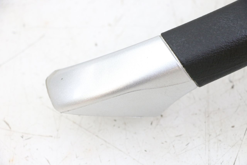 photo de MANILLAR TRASERO PIAGGIO MP3 LT 400 (2007 - 2012) - Otra vista del artículo