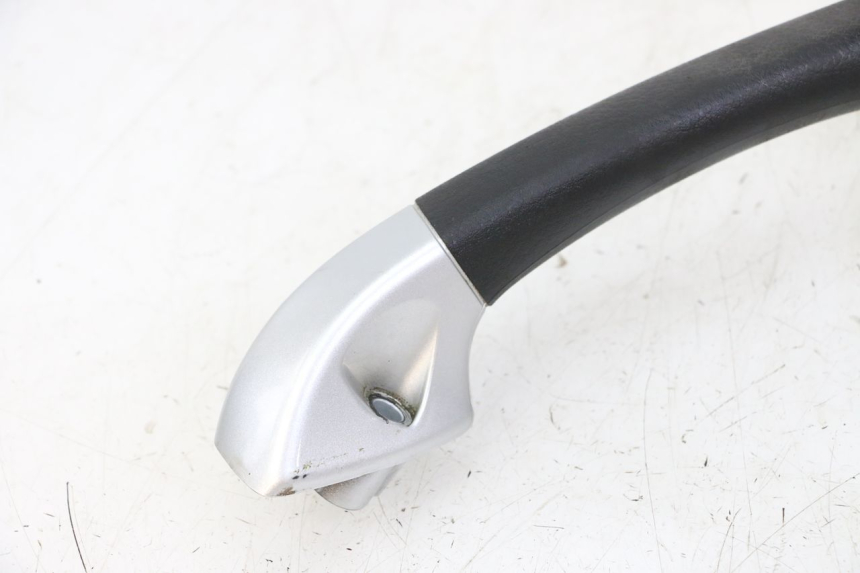 photo de MANILLAR TRASERO PIAGGIO MP3 LT 400 (2007 - 2012) - Características distintivas