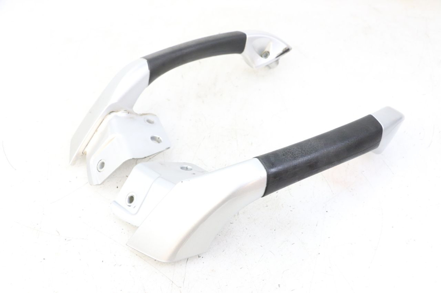 photo de MANILLAR TRASERO PIAGGIO MP3 LT 400 (2007 - 2012) - Vista general del producto