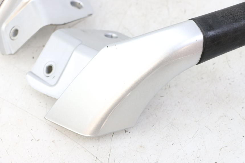 photo de MANILLAR TRASERO PIAGGIO MP3 LT 400 (2007 - 2012) - Recambio usado revisado