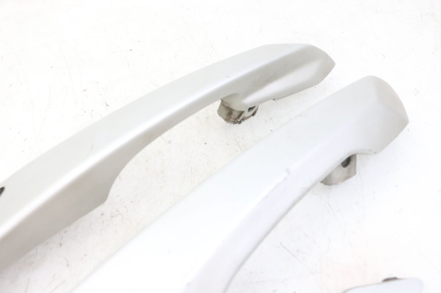 photo de ASIDERO PEUGEOT SATELIS 125 (2013 - 2018) - Otra vista del artículo