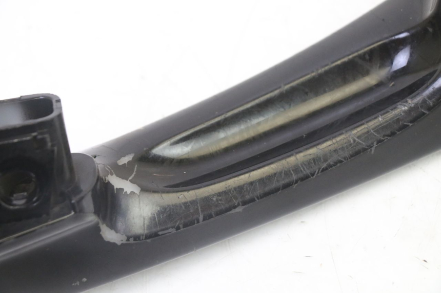 photo de ASIDERO PEUGEOT SATELIS 125 (2013 - 2018) - Estado de la superficie y material