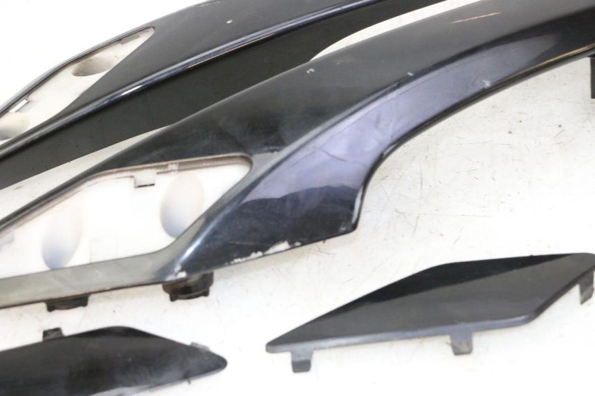 photo de MANILLAR TRASERO PEUGEOT SATELIS 125 (2010 - 2012) - Características distintivas