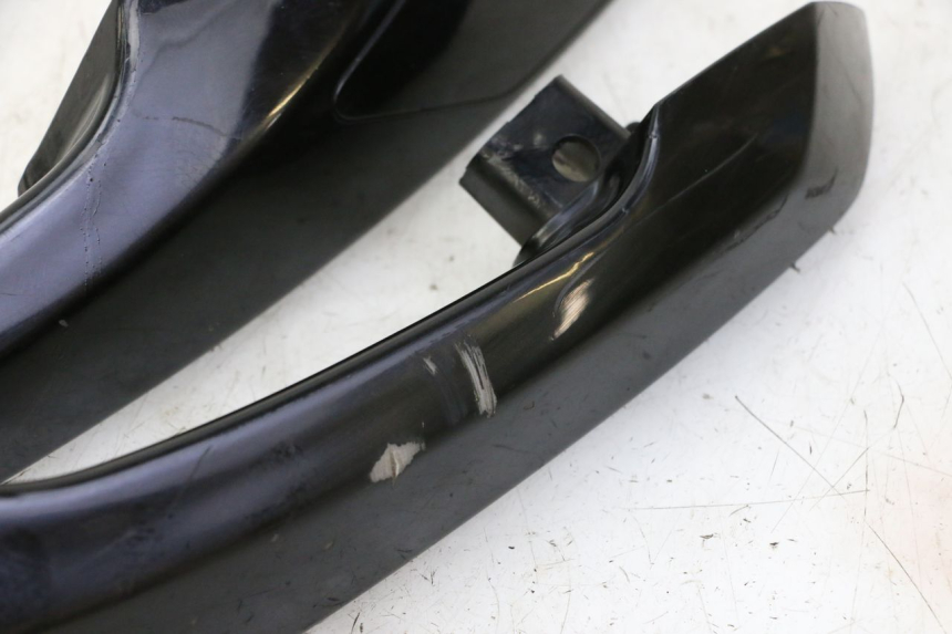 photo de MANILLAR TRASERO PEUGEOT SATELIS 125 (2010 - 2012) - Otra perspectiva