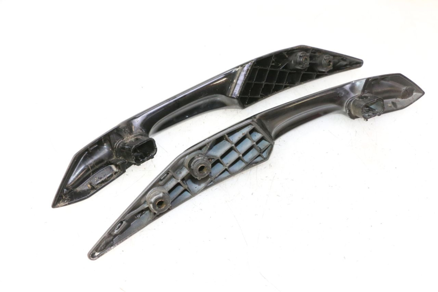 photo de ASIDERO PEUGEOT SATELIS 125 (2013 - 2018) - Zoom estado de uso