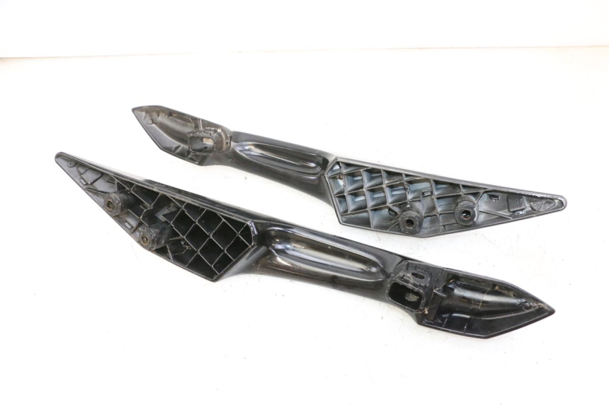 photo de ASIDERO PEUGEOT SATELIS 125 (2013 - 2018) - Vista general del producto