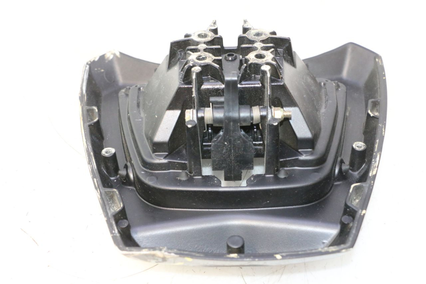 photo de ASIDERO CAN-AM SPYDER RS 1000 (2008 - 2012) - Detalles de los puntos de fijación
