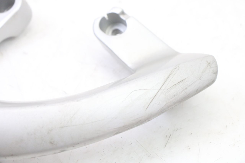 photo de MANILLAR TRASERO PEUGEOT VIVACITY NEW 2T 50 (2008 - 2017) - Detalles de los puntos de fijación