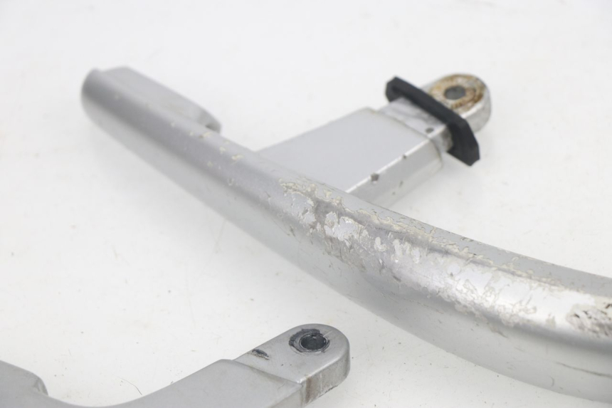 photo de ASIDERO YAMAHA XMAX X-MAX 125 (2006 - 2009) - Estado de la superficie y material