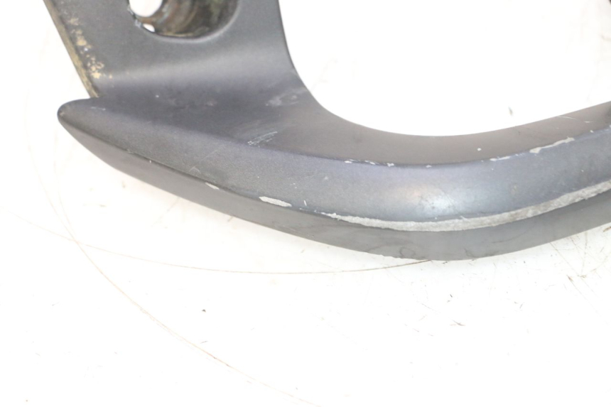 photo de MANIJA TRASERA YAMAHA X-MAX XMAX 125 (2010 - 2013) - Primer plano técnico