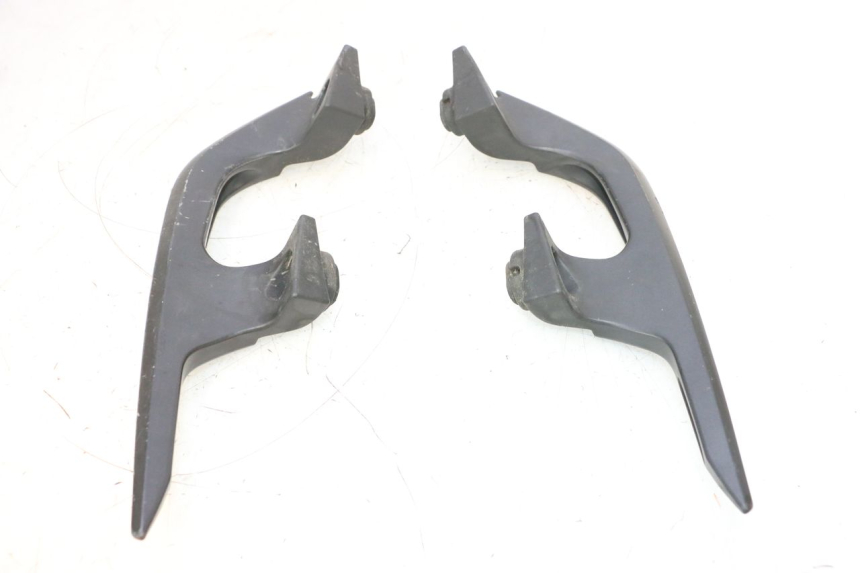 photo de MANIJA TRASERA YAMAHA X-MAX XMAX 125 (2010 - 2013) - Estado de la superficie y material