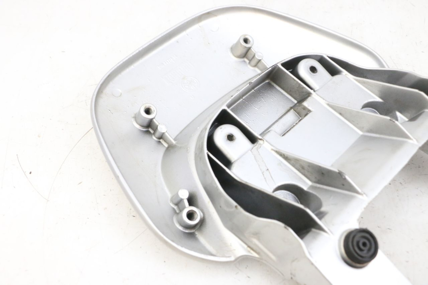 photo de MANETA TRASERA YAMAHA YP MAJESTY 125 (2002 - 2006) - Primer plano técnico