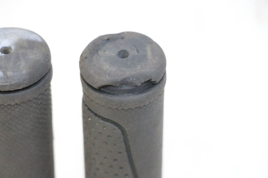 photo de MANILLAR URBANGLIDE 100XS 1 - Detalles de los puntos de fijación