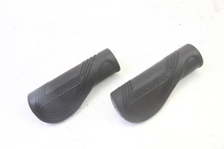 photo de MANILLAR DUALTRON MINI SPECIAL 1 - Primer plano técnico