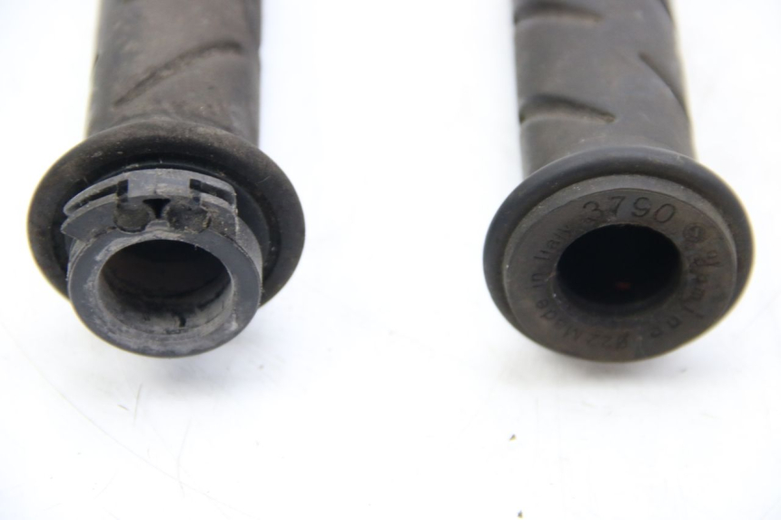 photo de MANILLAR PEUGEOT SATELIS COMPRESSOR K15 125 (2006 - 2009) - Zoom estado de uso