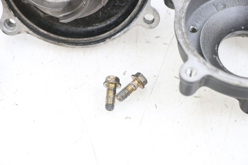 photo de BOMBA AGUA MV AGUSTA BRUTALE R WALLY 910 (2008 - 2008) - Estado de la superficie y material