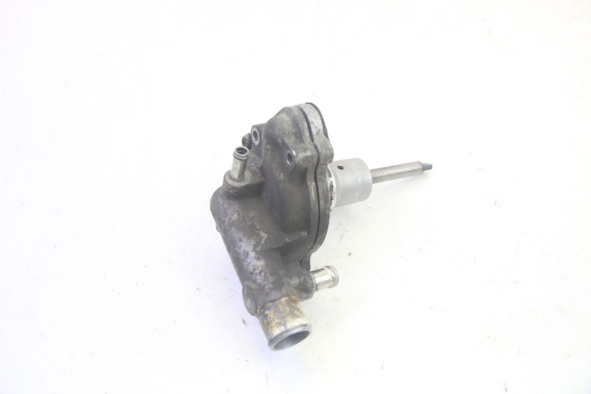 photo de BOMBA AGUA SUZUKI BURGMAN EXECUTIVE ABS 650 (2006 - 2012) - Detalles de los puntos de fijación