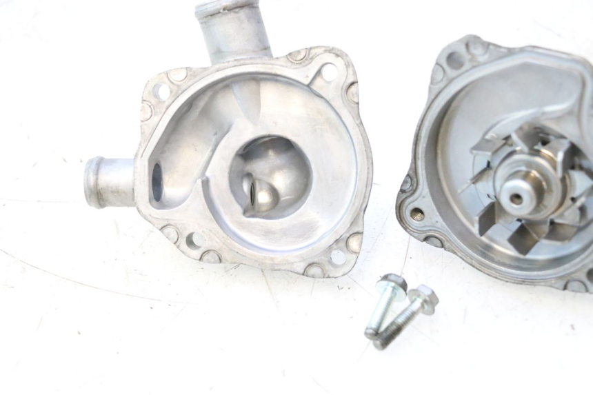 photo de BOMBA AGUA HONDA FJS SILVER WING SILVERWING 400 (2005 - 2008) - Estado de la superficie y material