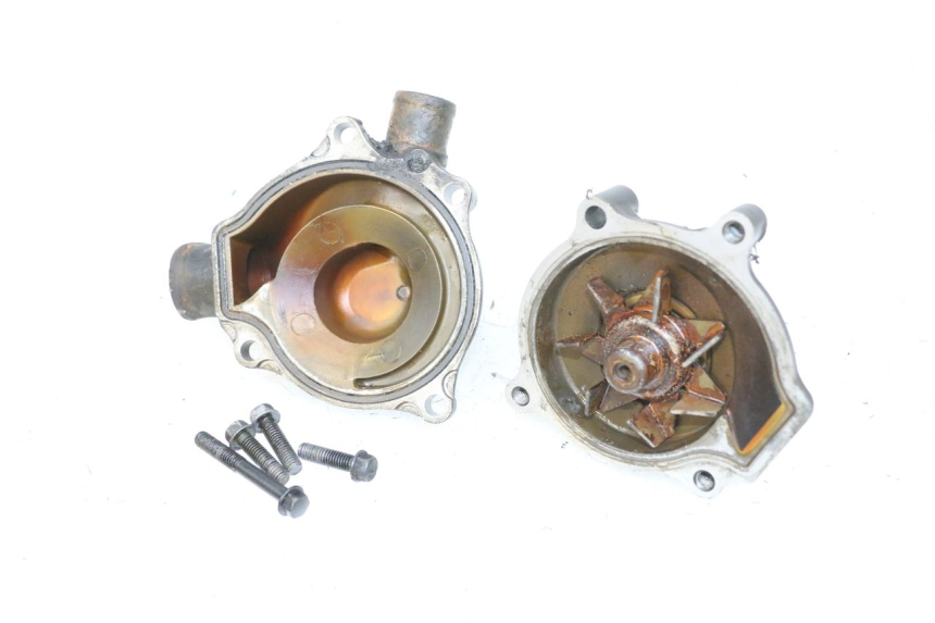 photo de BOMBA AGUA KAWASAKI GPX R WARBIRD 600 (1988 - 1993) - Estado de la superficie y material