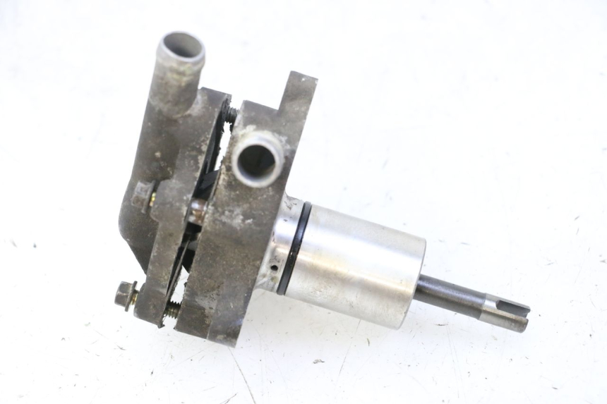 photo de BOMBA AGUA KYMCO GRAND DINK 125 (2008 - 2014) - Primer plano técnico