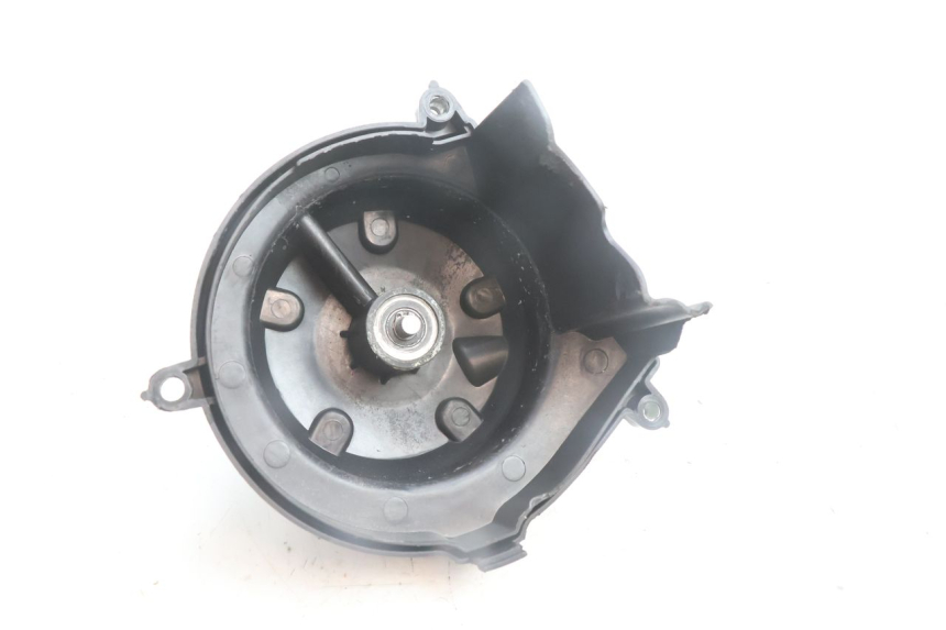 photo de BOMBA AGUA PEUGEOT LUDIX BLASTER 50 (2006 - 2014) - Estado de la superficie y material