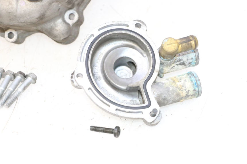 photo de BOMBA AGUA PIAGGIO MP3 LT 300 (2010 - 2016) - Otra vista del artículo