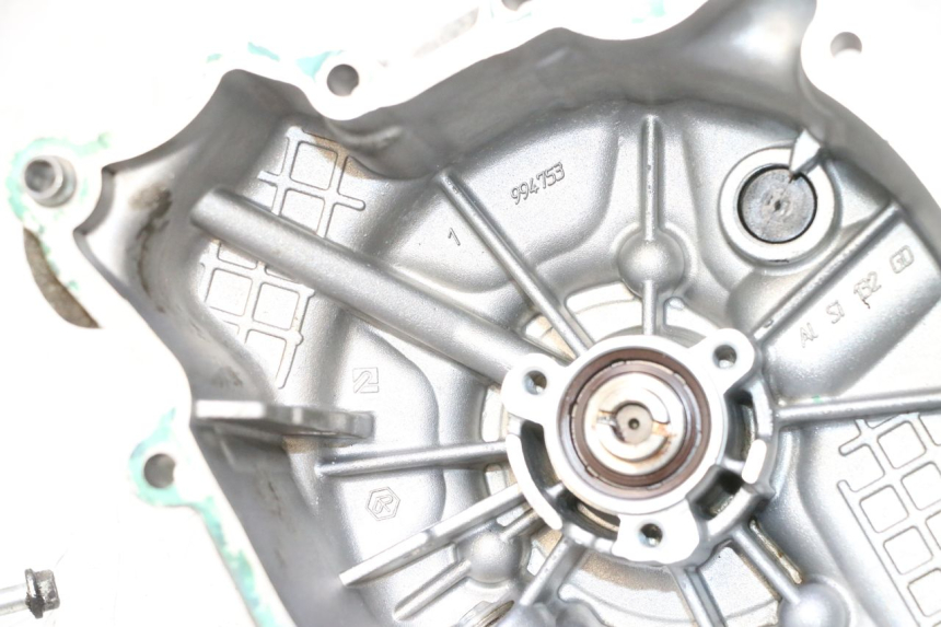 photo de BOMBA AGUA PIAGGIO MP3 LT 300 (2010 - 2016) - Primer plano técnico