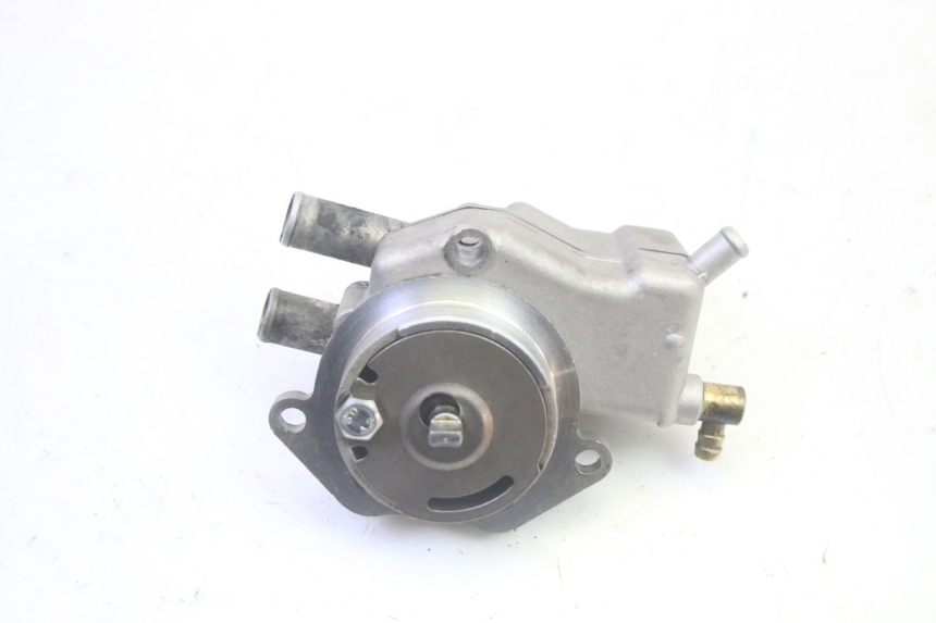 photo de BOMBA AGUA YAMAHA NEOS NEO'S 4T 50 (2008 - 2016) - Detalles de los puntos de fijación