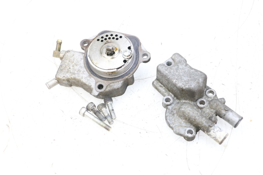 photo de BOMBA AGUA YAMAHA NEOS NEO'S 4T 50 (2008 - 2016) - Primer plano técnico