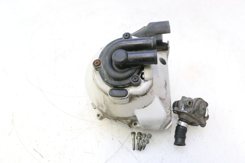 photo de BOMBA AGUA PIAGGIO X9 EVOLUTION 125 (2003 - 2007) - Detalles de los puntos de fijación