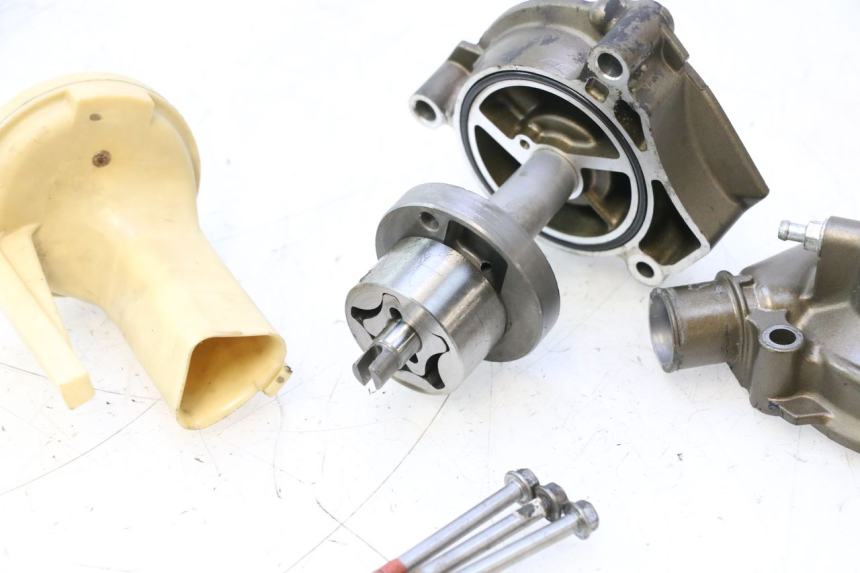 photo de BOMBA DE AGUA KAWASAKI ZX-6R ZX6R 600 (2000 - 2002) - Vista general del producto
