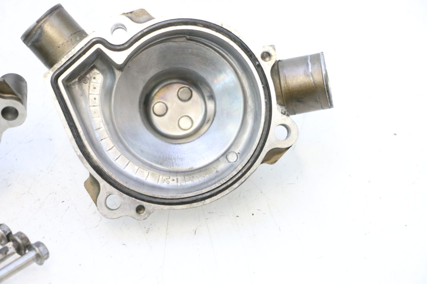 photo de BOMBA DE AGUA KAWASAKI ZX-6R ZX6R 600 (2000 - 2002) - Marcados y referencias originales
