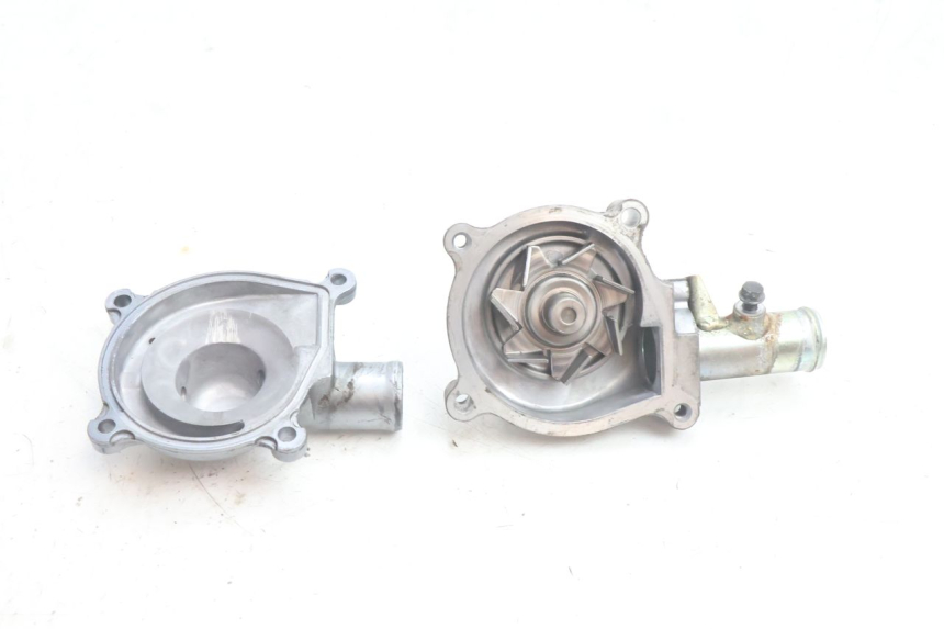 photo de BOMBA AGUA KAWASAKI ZZR 600 (1995 - 2004) - Detalle de la pieza